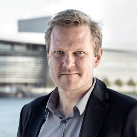 Kasper Holten